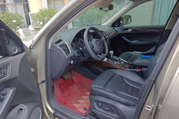 Used Audi Q5 2012 2.0TFSI Comfort Version Driver Seat
