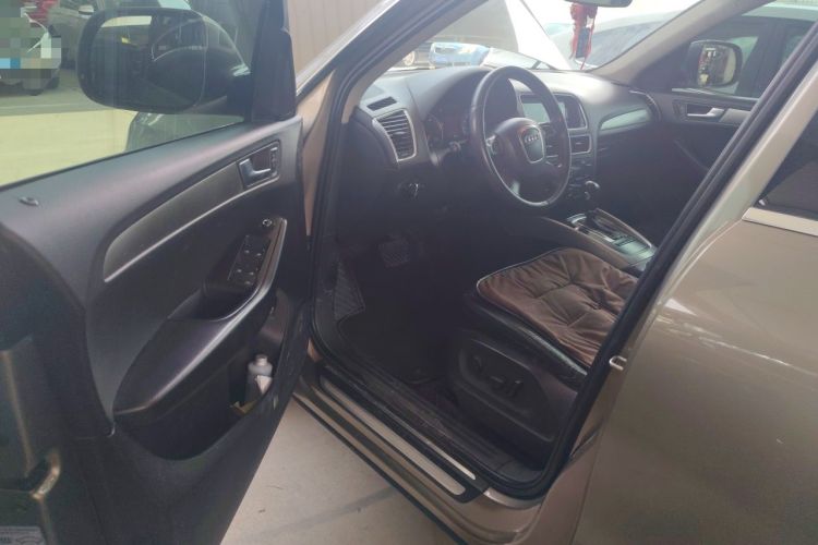 Used Audi Q5 2012 2.0TFSI Trendy Edition Driver Seat