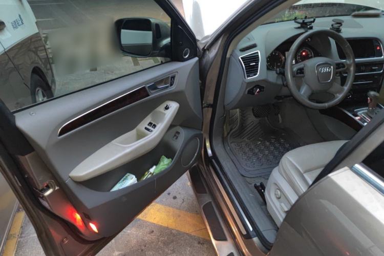 Used Audi Q5 2012 2.0TFSI Comfort Version Driver Seat