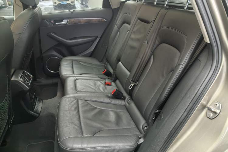 Used Audi Q5 2012 2.0TFSI Luxury Edition Exterior 6