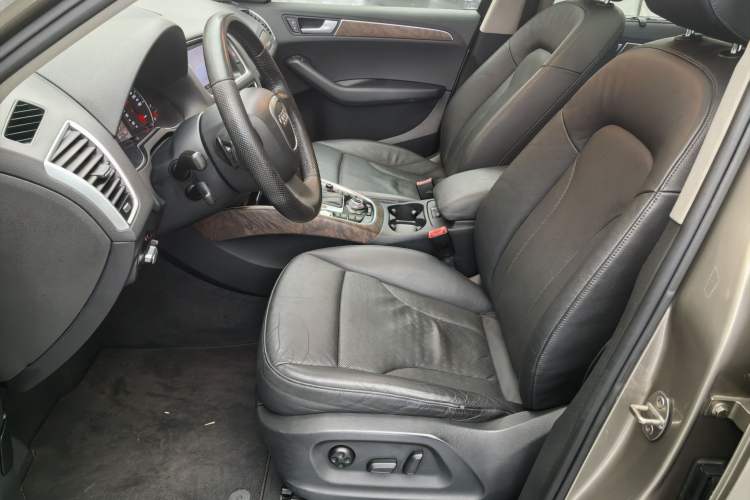 Used Audi Q5 2012 2.0TFSI Luxury Edition Exterior 7