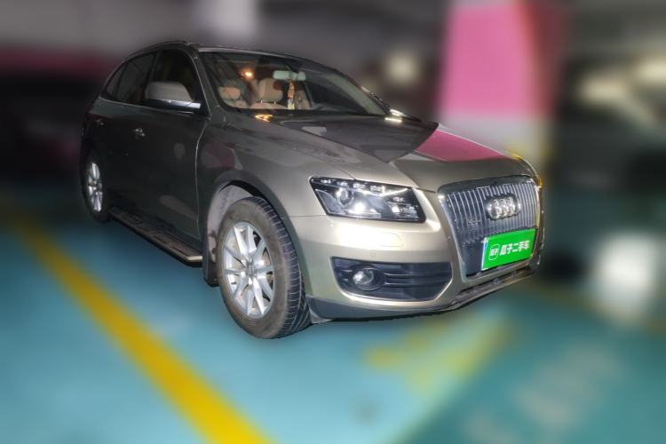 Used Audi Q5 2012 2.0TFSI Comfort Version Front Right 45 Deg
