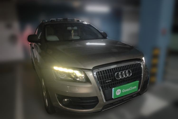 Used Audi Q5 2012 2.0TFSI Technology Model Front Right 45 Deg