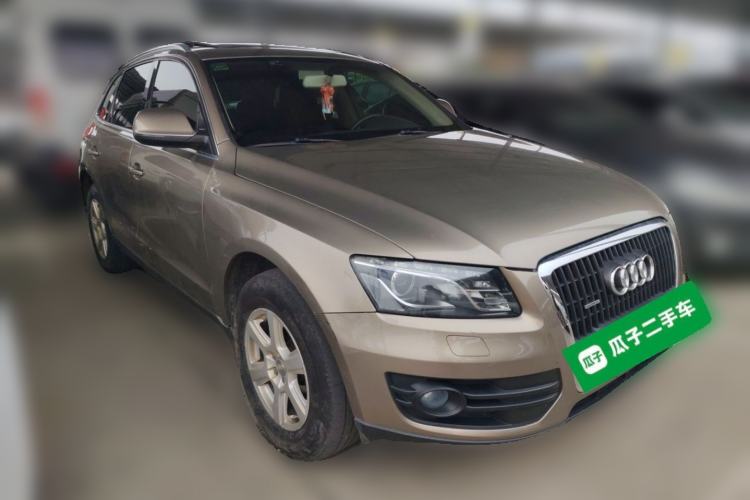 Used Audi Q5 2012 2.0TFSI Trendy Edition Front Right 45 Deg