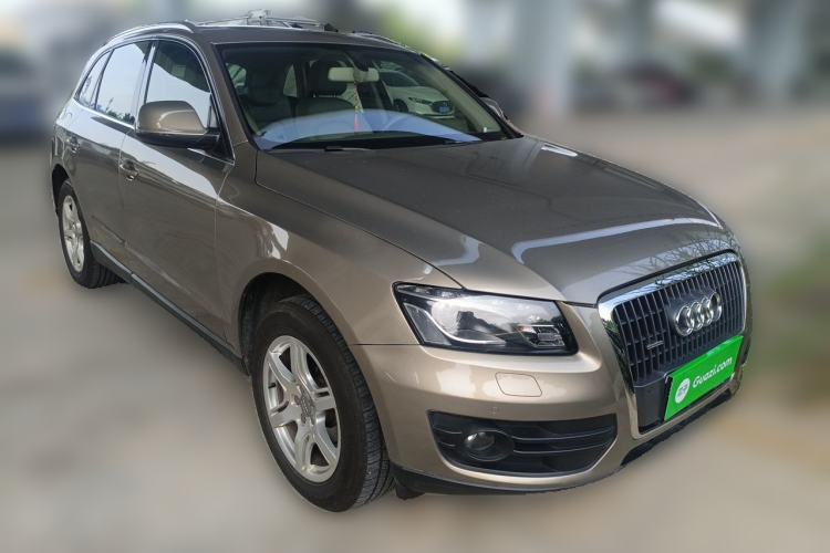 Used Audi Q5 2012 2.0TFSI Technology Model Front Right 45 Deg
