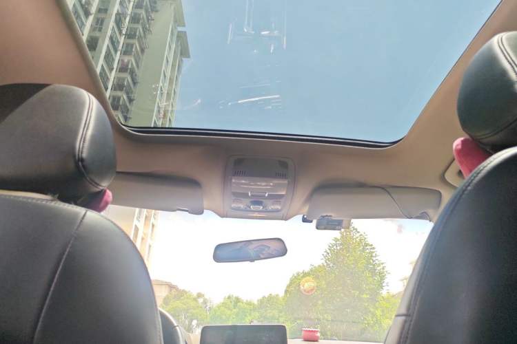 Used Audi Q5 2012 2.0TFSI Trendy Edition Headliner
