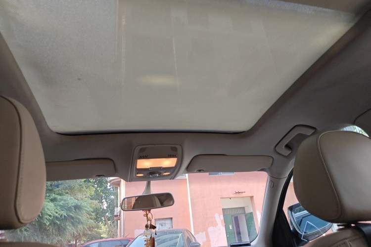 Used Audi Q5 2012 2.0TFSI Technology Model Headliner