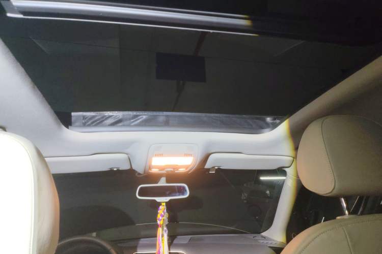 Used Audi Q5 2012 2.0TFSI Comfort Version Headliner