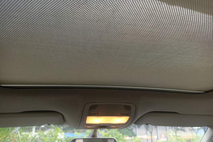 Used Audi Q5 2012 2.0TFSI Technology Model Headliner