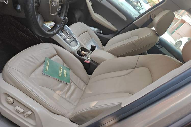 Used Audi Q5 2012 2.0TFSI Technology Model Left Front Seat