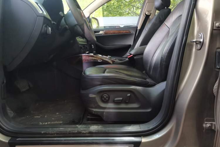 Used Audi Q5 2012 2.0TFSI Comfort Version Left Front Seat