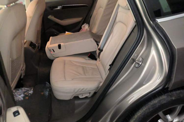 Used Audi Q5 2012 2.0TFSI Comfort Version Left Rear Seat