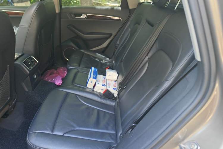 Used Audi Q5 2012 2.0TFSI Comfort Version Left Rear Seat