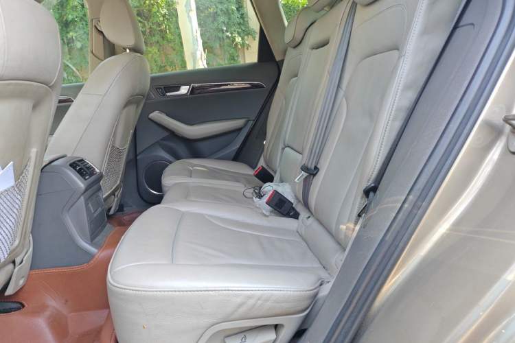 Used Audi Q5 2012 2.0TFSI Comfort Version Left Rear Seat