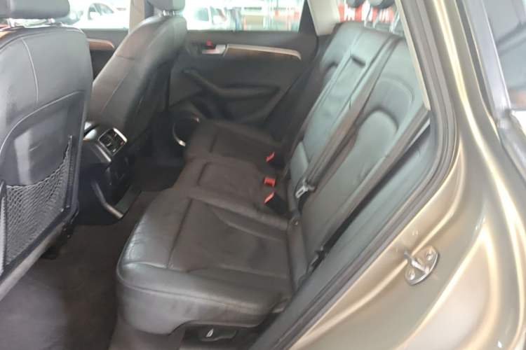 Used Audi Q5 2012 2.0TFSI Luxury Edition Left Rear Seat