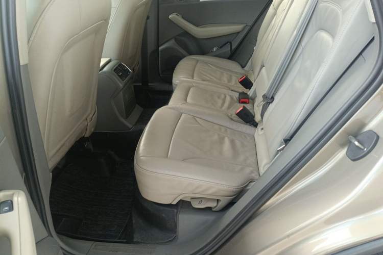 Used Audi Q5 2012 2.0TFSI Technology Model Left Rear Seat