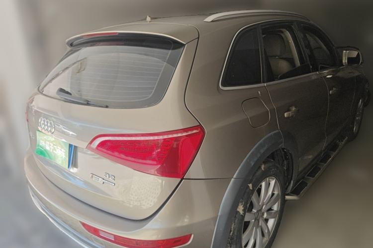 Used Audi Q5 2012 2.0TFSI Luxury Edition Rear Right 45 Deg