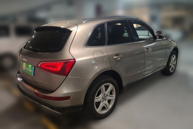 Used Audi Q5 2012 2.0TFSI Comfort Version Rear Right 45 Deg
