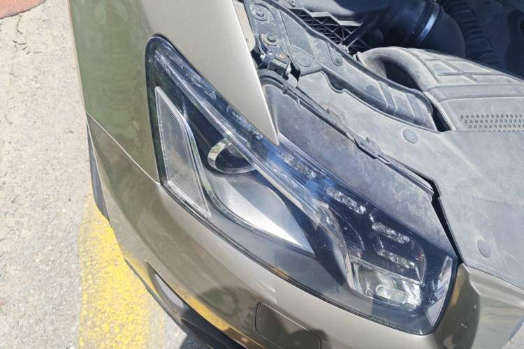 Used Audi Q5 2012 2.0TFSI Trendy Edition Right Front Headlight