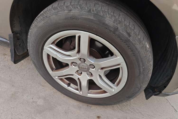 Used Audi Q5 2012 2.0TFSI Technology Model Right Front Wheel Hub