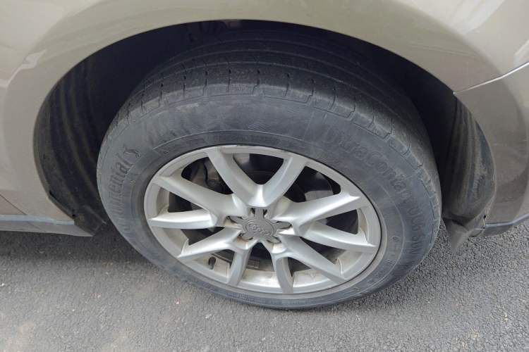 Used Audi Q5 2012 2.0TFSI Comfort Version Right Front Wheel Hub
