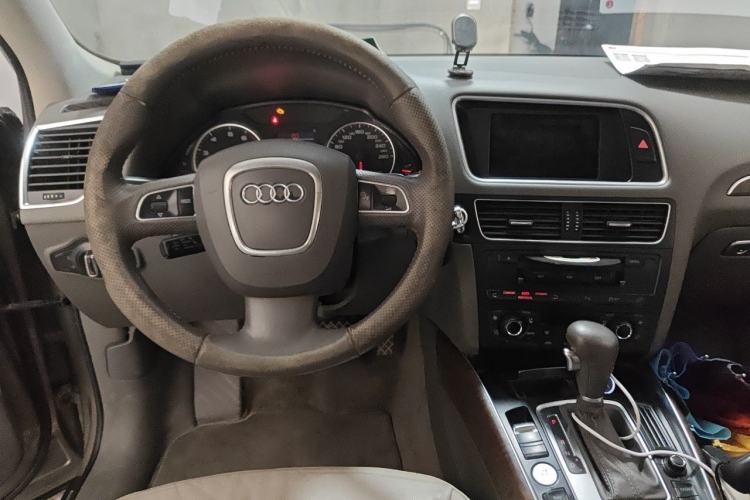 Used Audi Q5 2012 2.0TFSI Luxury Edition Steering Wheel