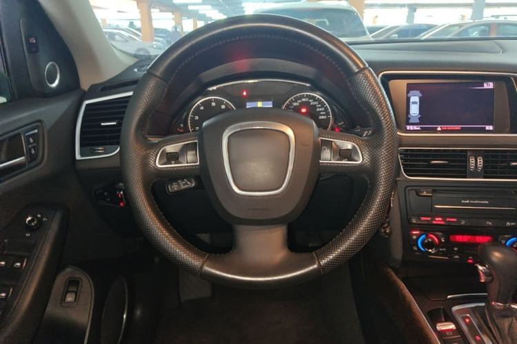 Used Audi Q5 2012 2.0TFSI Luxury Edition Steering Wheel