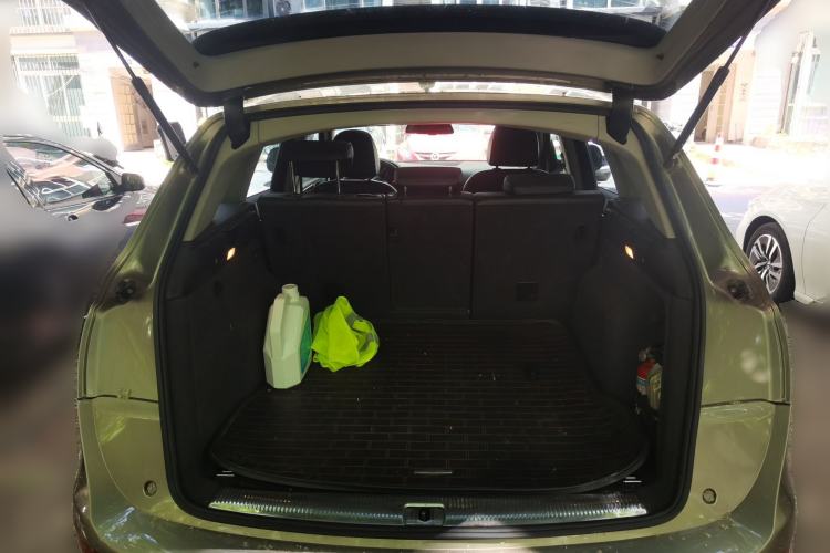 Used Audi Q5 2012 2.0TFSI Comfort Version Trunk