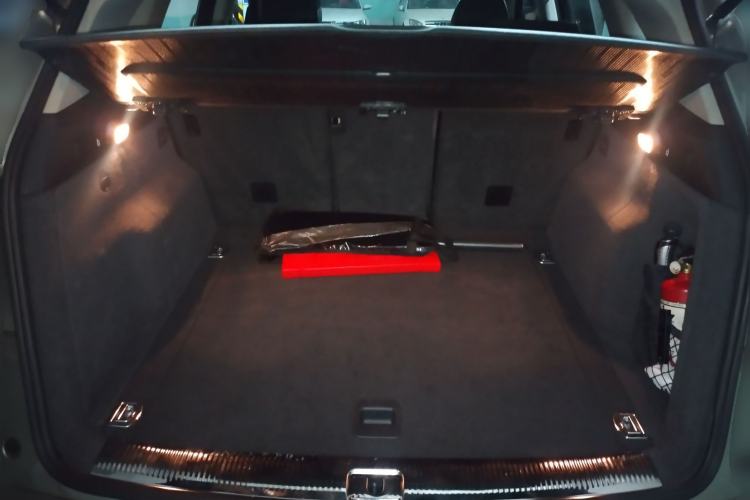 Used Audi Q5 2012 2.0TFSI Technology Model Trunk