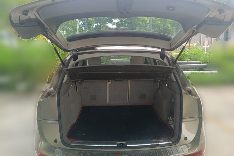 Used Audi Q5 2012 2.0TFSI Technology Model Trunk