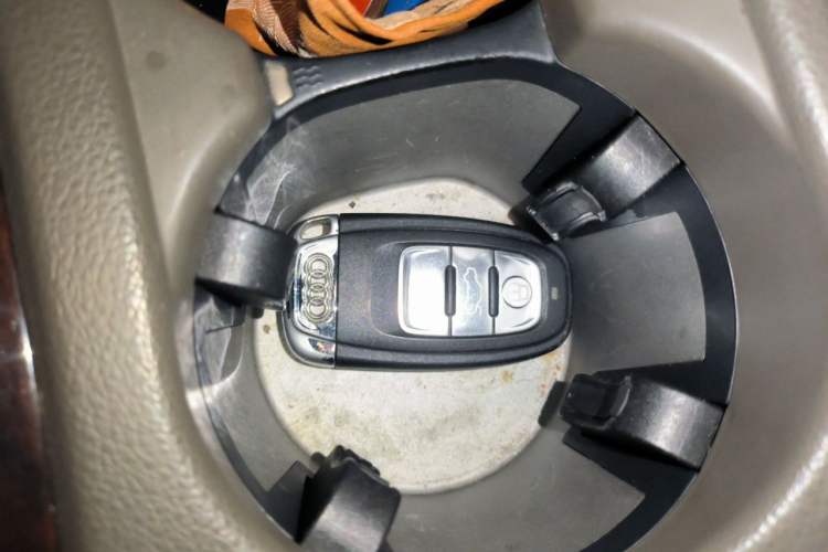 Used Audi Q5 2012 2.0TFSI Comfort Version Vehicle Key