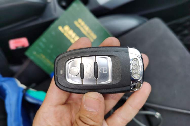 Used Audi Q5 2012 2.0TFSI Dynamic Edition Vehicle Key