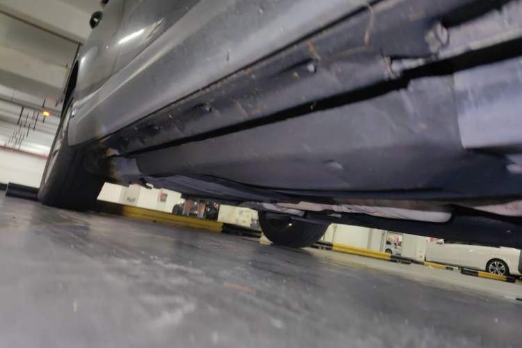 Used Audi Q5 2013 40 TFSI Comfort Edition Chassis Rear Left