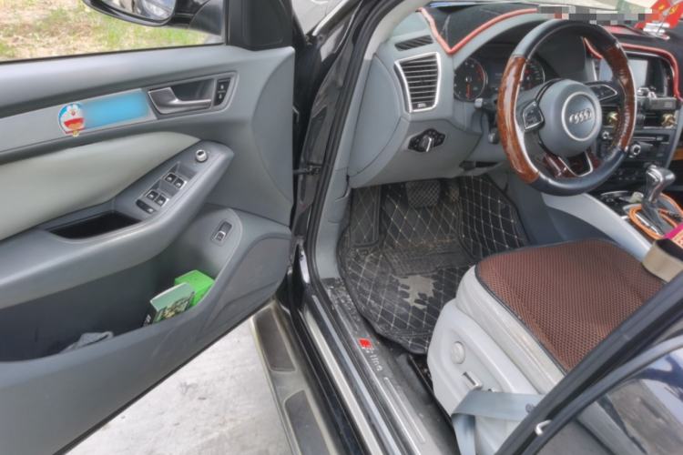 Used Audi Q5 2013 40 TFSI Technology Edition Driver Seat