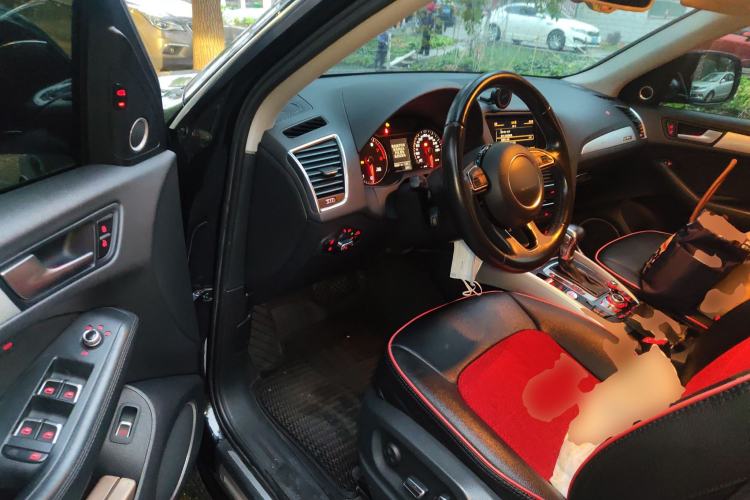 Used Audi Q5 2013 45 TFSI quattro Sport Edition Driver Seat