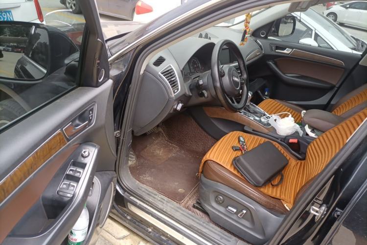 Used Audi Q5 2013 40 TFSI Comfort Edition Driver Seat