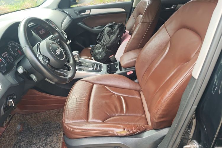 Used Audi Q5 2013 40 TFSI Technology Edition Driver Seat