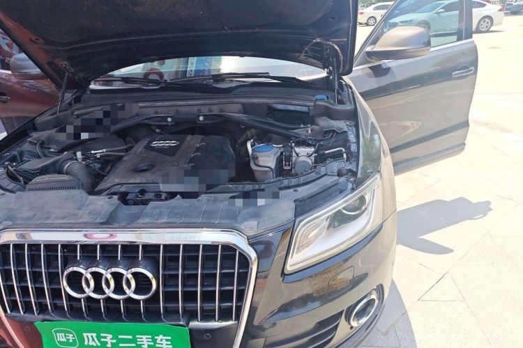 Used Audi Q5 2013 40 TFSI Technology Edition Engine Bay Left