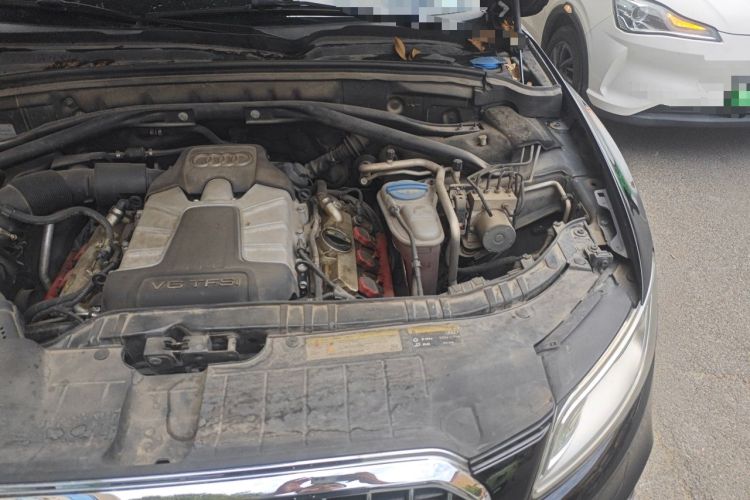 Used Audi Q5 2013 45 TFSI quattro Sport Edition Engine Bay Left
