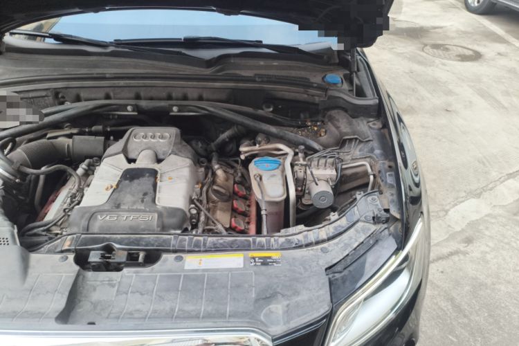 Used Audi Q5 2013 45 TFSI quattro Sport Edition Engine Bay Left