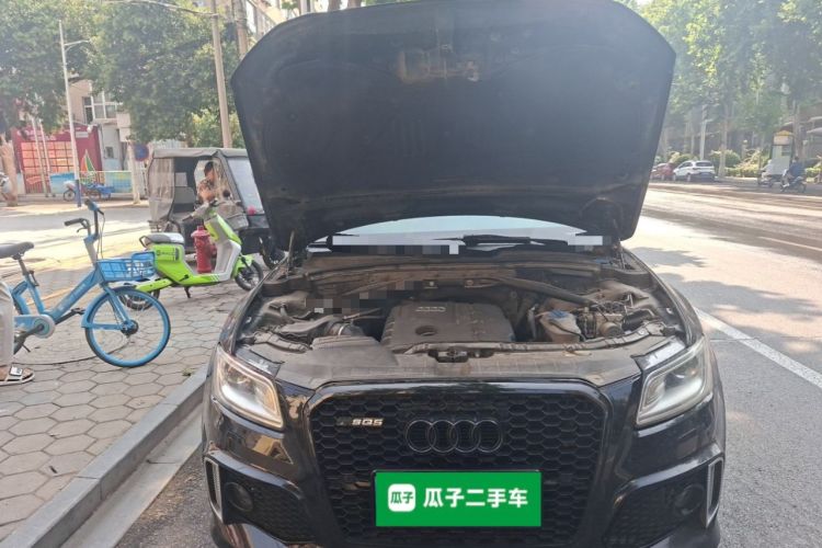 Used Audi Q5 2013 40 TFSI Comfort Edition Engine Bay