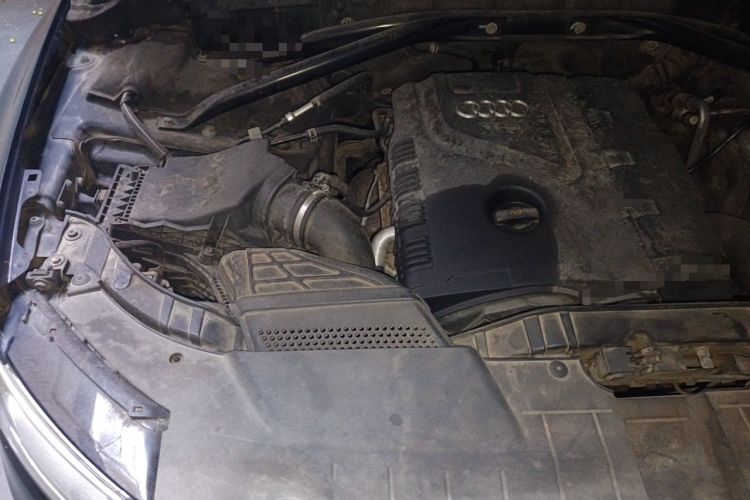Used Audi Q5 2013 40 TFSI Technology Edition Engine Bay Right