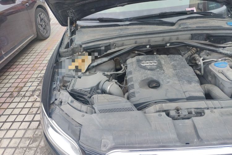 Used Audi Q5 2013 40 TFSI Technology Edition Engine Bay Right