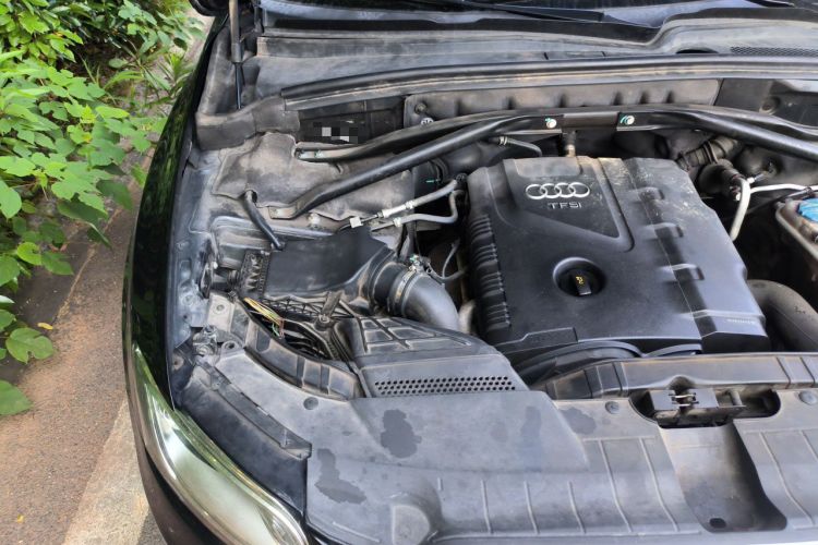 Used Audi Q5 2013 40 TFSI Technology Edition Engine Bay Right