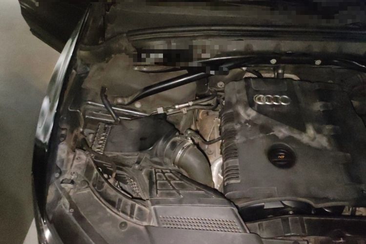 Used Audi Q5 2013 40 TFSI Comfort Edition Engine Bay Right