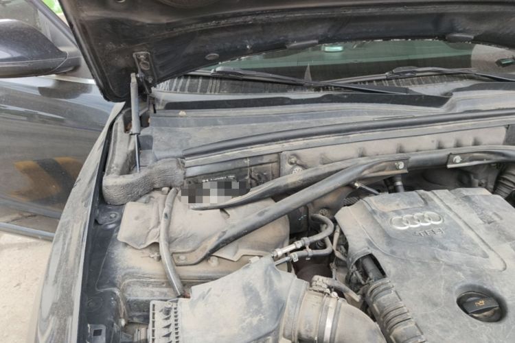 Used Audi Q5 2013 40 TFSI Technology Edition Engine Bay Right