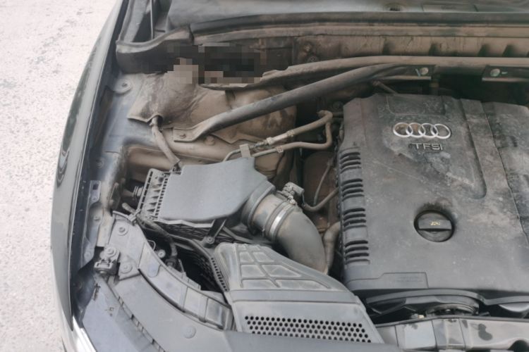 Used Audi Q5 2013 40 TFSI Technology Edition Engine Bay Right