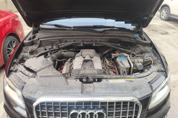 Used Audi Q5 2013 45 TFSI quattro Sport Edition Engine Bay