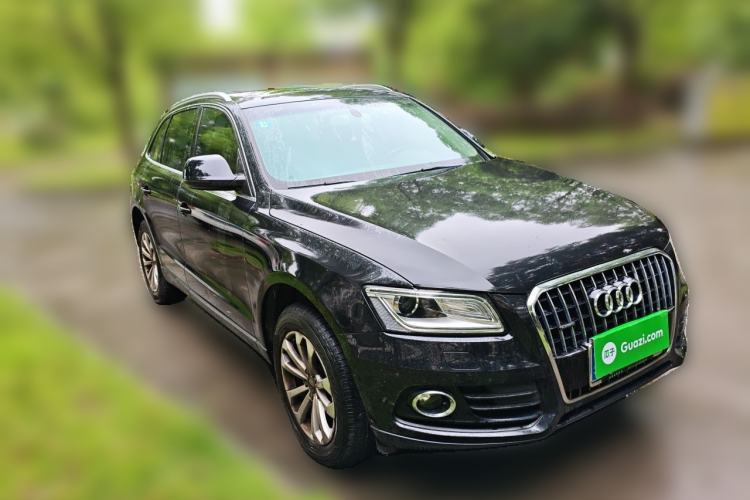 Used Audi Q5 2013 40 TFSI Ambition Front Right 45 Deg