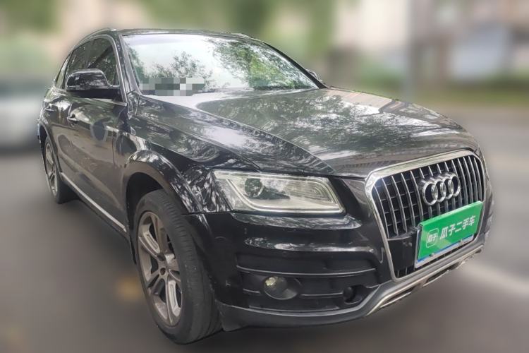 Used Audi Q5 2013 45 TFSI quattro off-road version Front Right 45 Deg